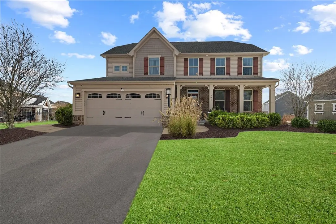201 Overlook Dr