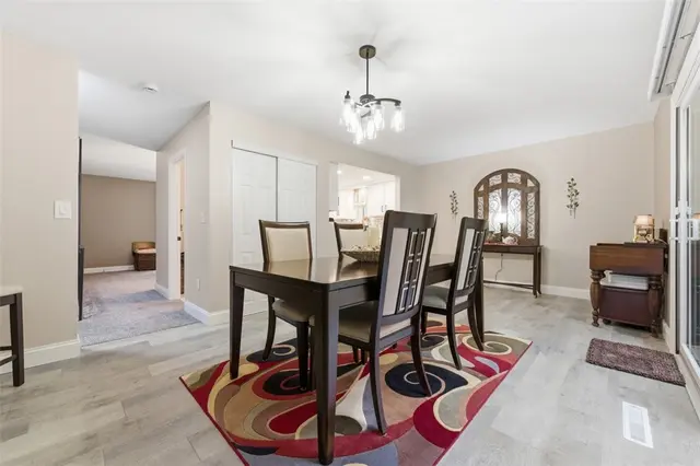 201 Woodbridge Dr gallery image 4