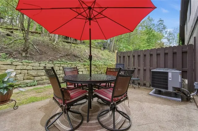 201 Woodbridge Dr gallery image 11