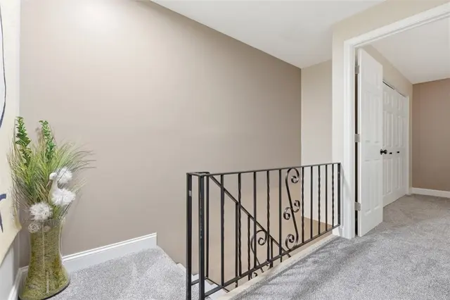 201 Woodbridge Dr gallery image 15