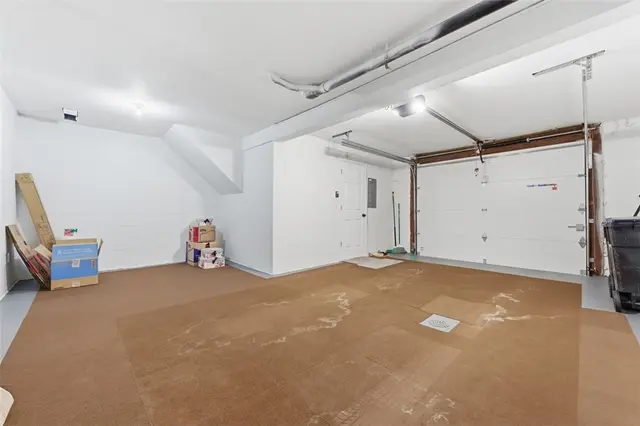 201 Woodbridge Dr gallery image 16