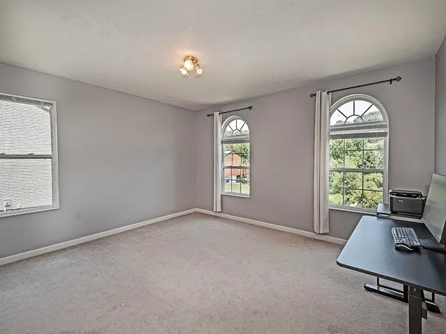 2013 Blossom Dr gallery image 26