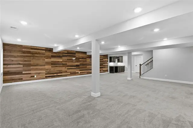 2015 Cherry Road gallery image 11