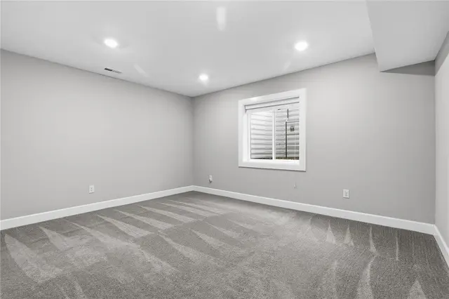 2015 Cherry Road gallery image 28