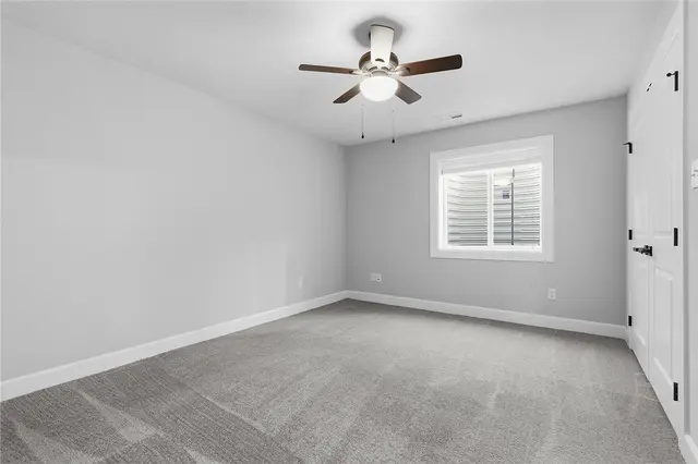 2015 Cherry Road gallery image 32