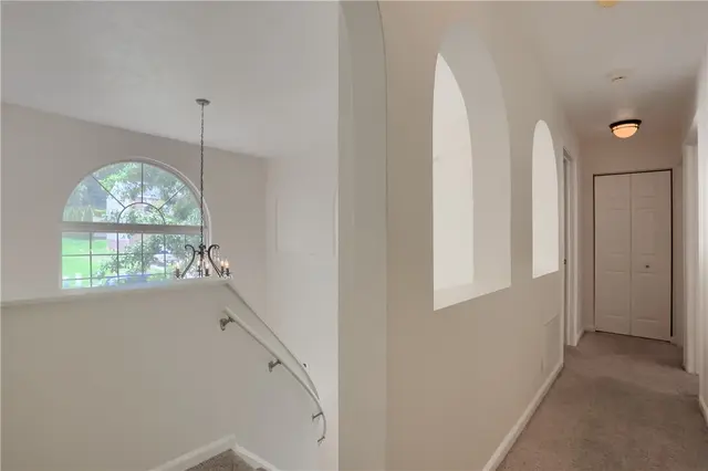 2016 Blossom Drive gallery image 9