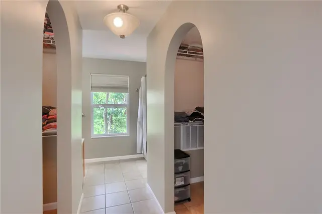 2016 Blossom Drive gallery image 15