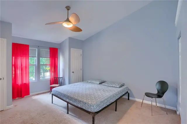 2016 Blossom Drive gallery image 20