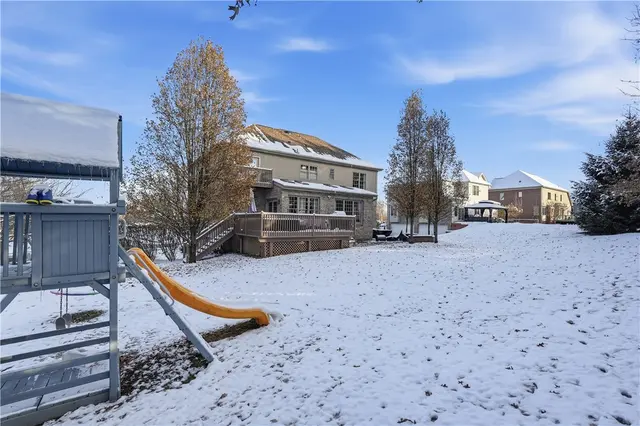 2017 Condor Ln gallery image 18