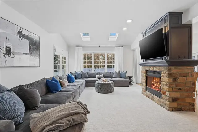 2017 Condor Ln gallery image 34