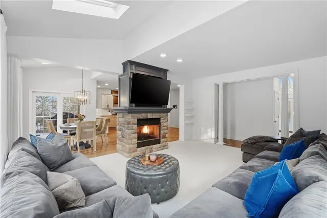 2017 Condor Ln gallery image 40
