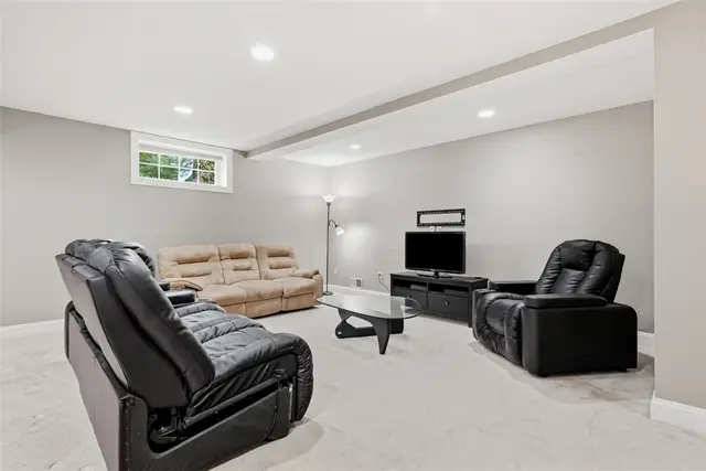 2018 Condor Ln gallery image 10