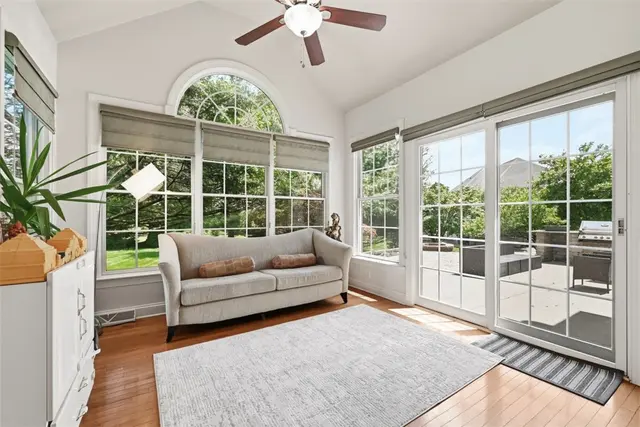 2018 Condor Ln gallery image 13