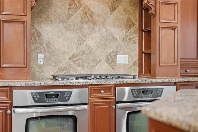 2018 Condor Ln gallery image 19