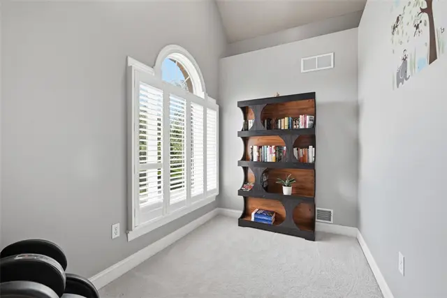2018 Condor Ln gallery image 20