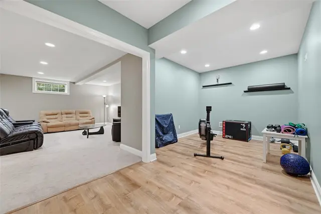 2018 Condor Ln gallery image 32