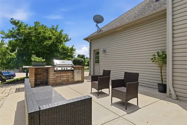 2018 Condor Ln gallery image 34