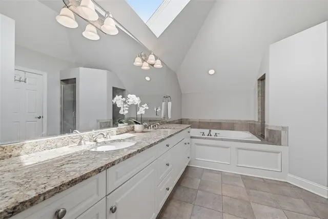 2018 Condor Ln gallery image 35