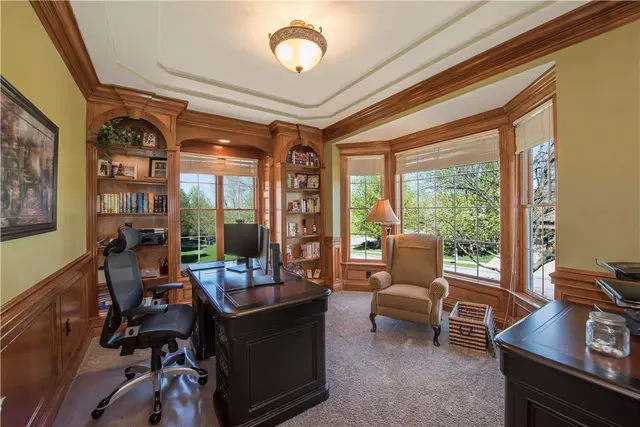 2019 Condor Lane gallery image 8