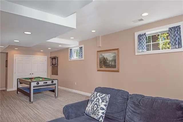 2019 Condor Lane gallery image 10