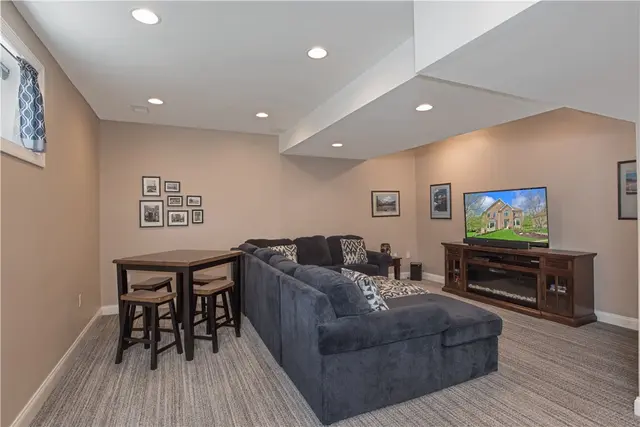 2019 Condor Lane gallery image 25