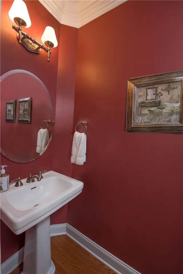 2019 Condor Lane gallery image 39