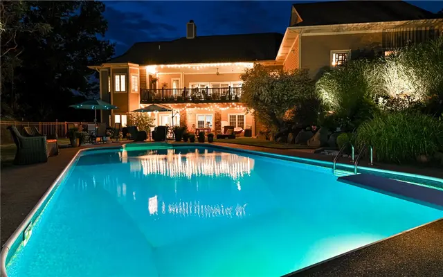 202 Rolling Hills Drive gallery image 14