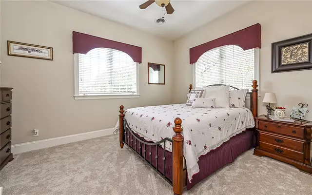 202 Rolling Hills Drive gallery image 23