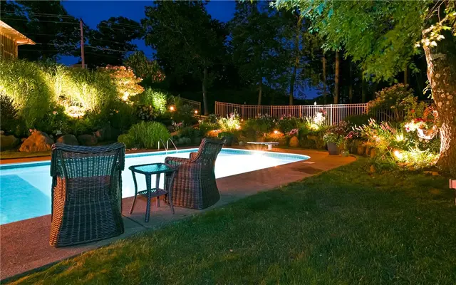 202 Rolling Hills Drive gallery image 33
