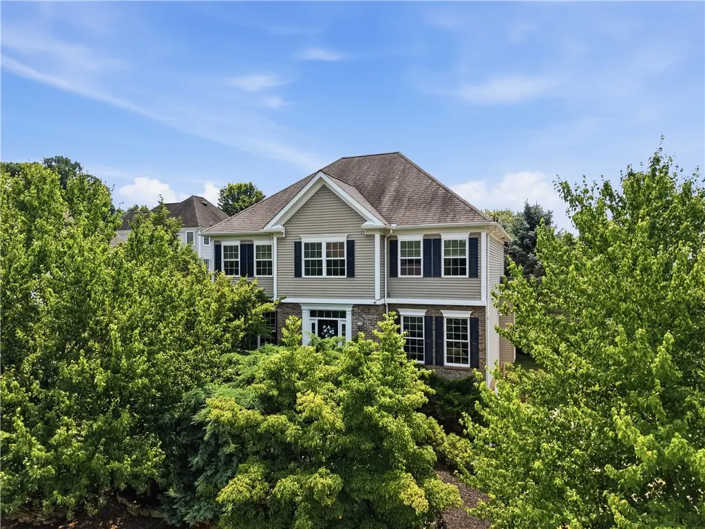 202 W Vanderbilt DRIVE