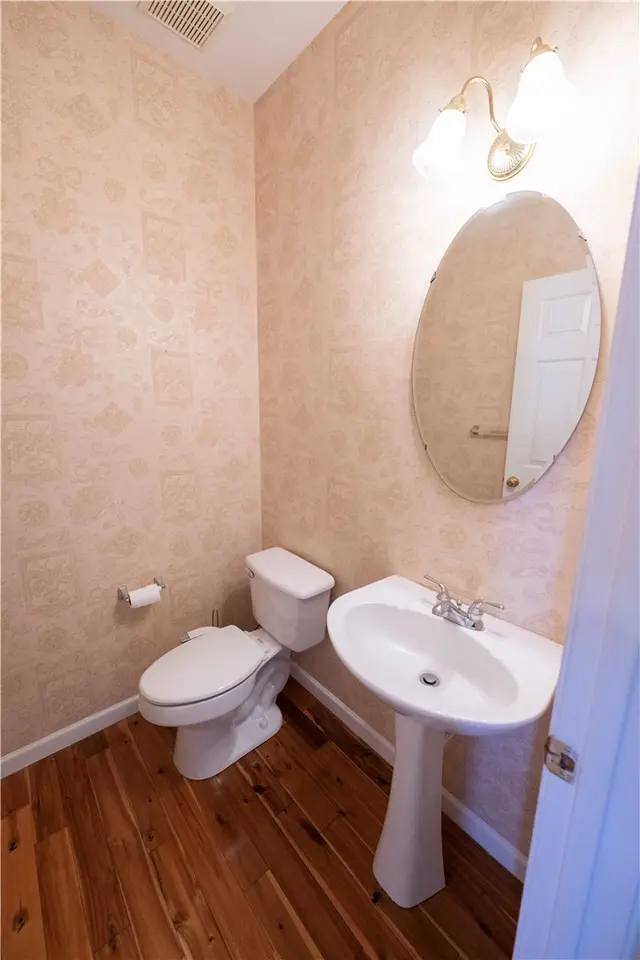 203 Chadwick Trail gallery image 23