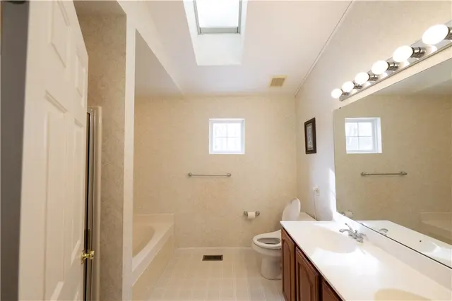 203 Chadwick Trail gallery image 27