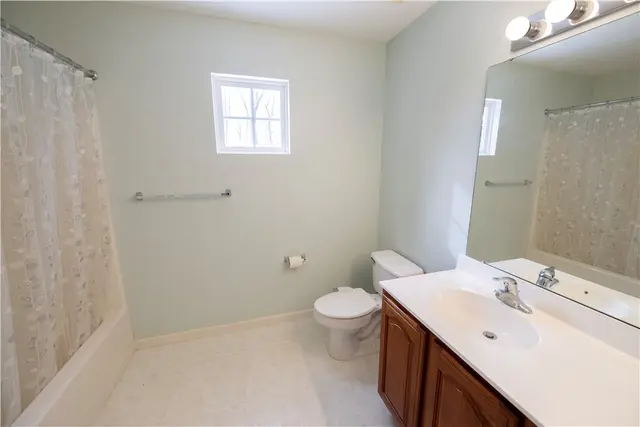 203 Chadwick Trail gallery image 32