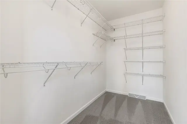 203 Southview Rd gallery image 16