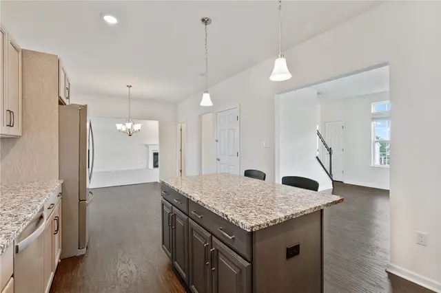 203 Southview Rd gallery image 23