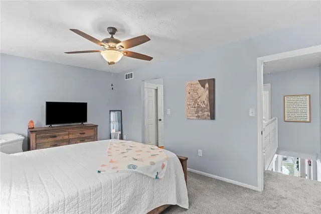 203 Woodhaven Dr gallery image 21