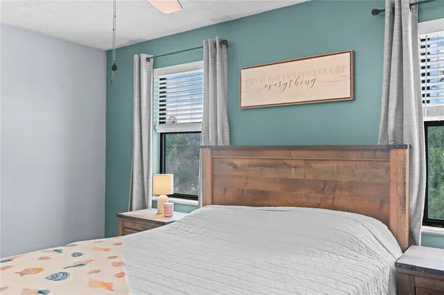 203 Woodhaven Dr gallery image 25