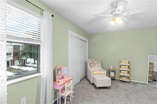 203 Woodhaven Dr gallery image 34