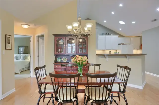2032 Clerkenwell Ln gallery image 15