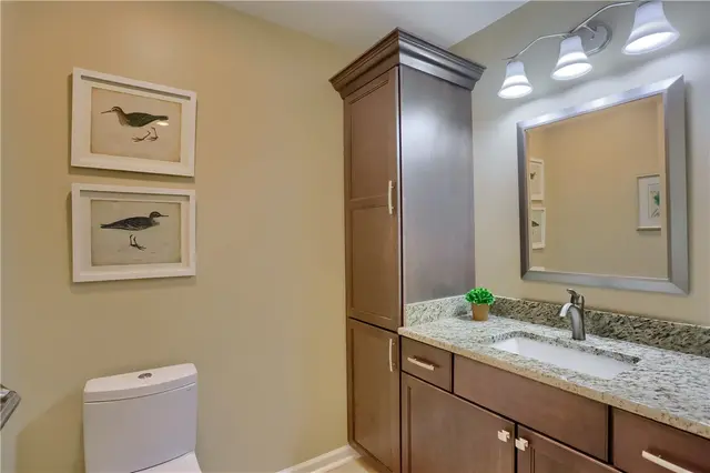 2032 Clerkenwell Ln gallery image 30