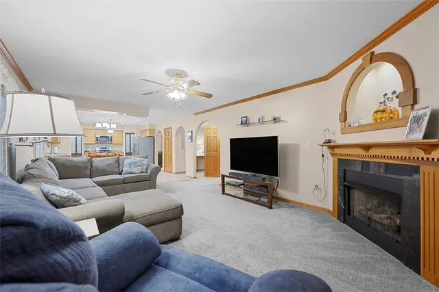 2045 Blossom Dr gallery image 2