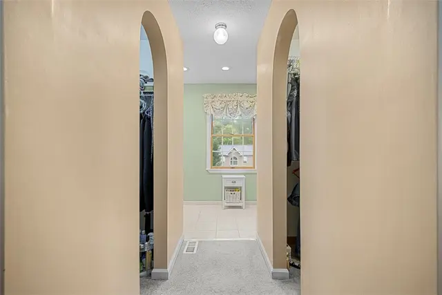 2045 Blossom Dr gallery image 3