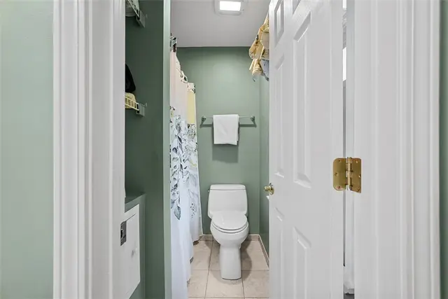 2045 Blossom Dr gallery image 11