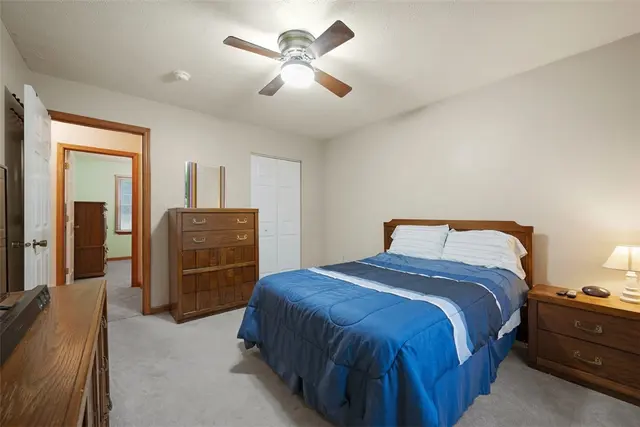 2045 Blossom Dr gallery image 28