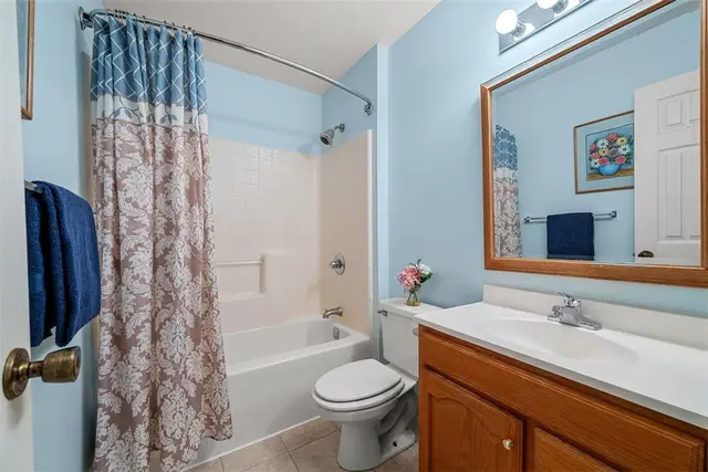 2045 Blossom Dr gallery image 40