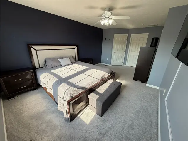 205 BROADVIEW COURT gallery image 7