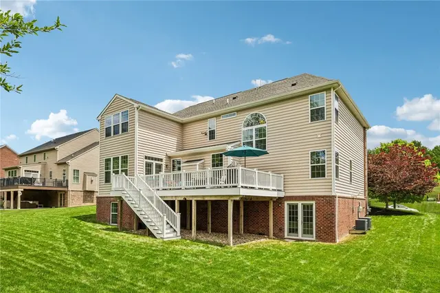 205 Gabriel Drive gallery image 8