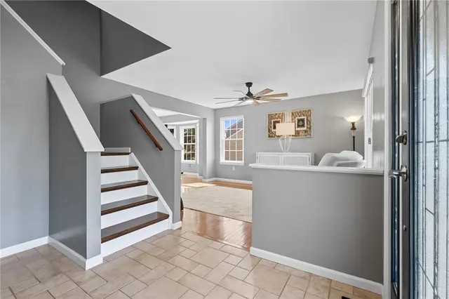 205 Hummingbird Hill gallery image 25