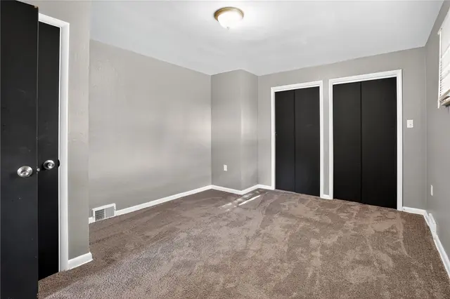 205 Sandle Ave gallery image 19