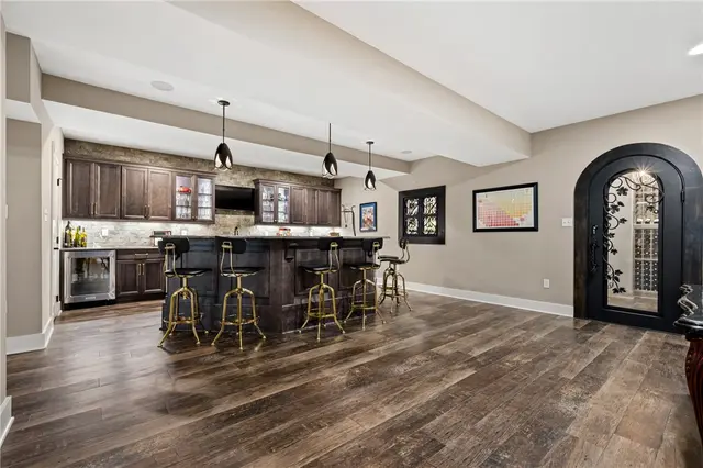 205 Timber Ridge Ct gallery image 5